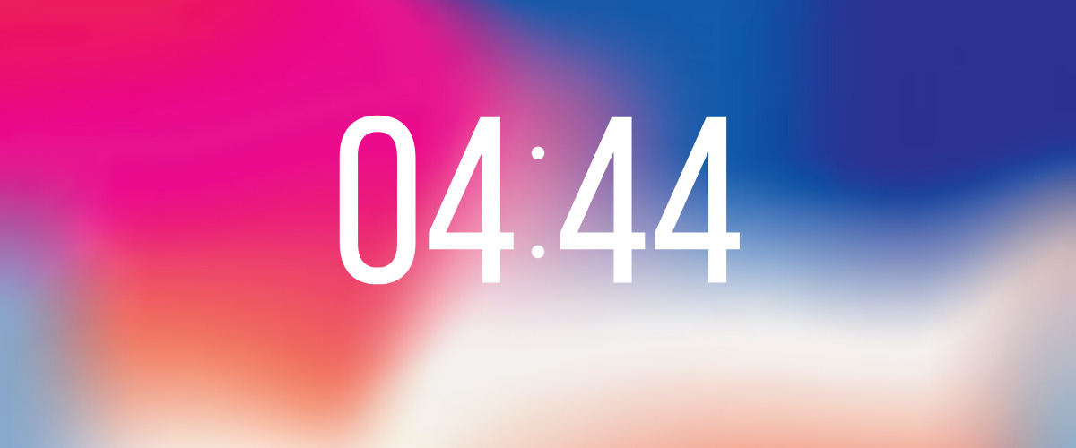 04h44