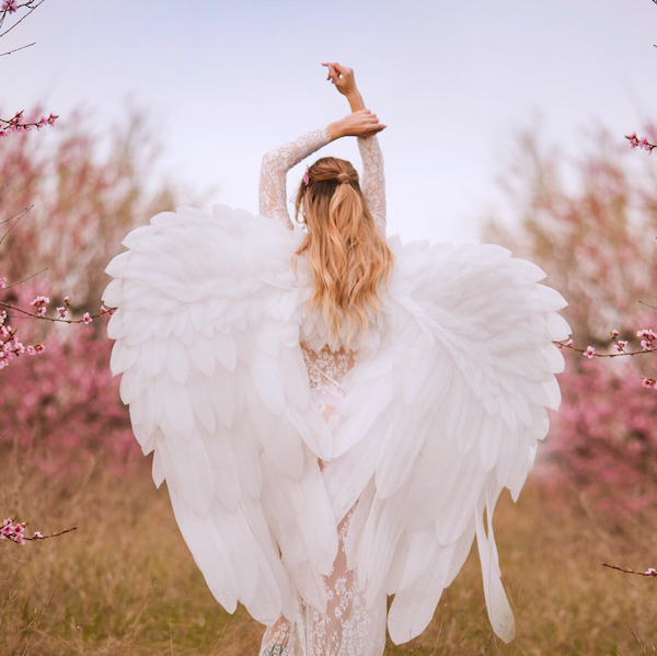 ANGE ARIEL Protecteur du Scorpion, lie l’Homme et le Divin