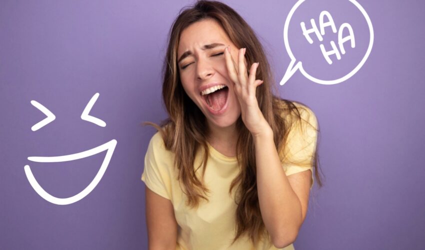 femme avec de l'humour